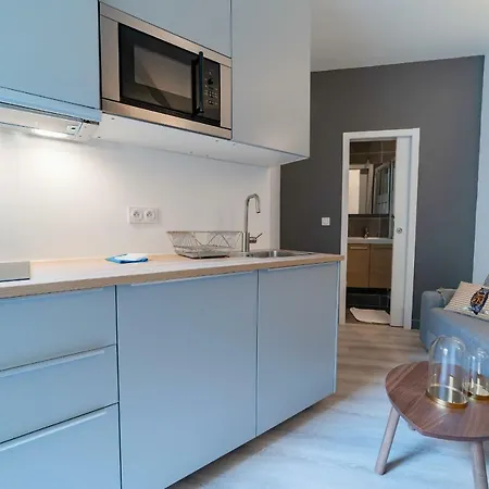 Hostnfly - Splendid New Modern Studio Arc De Triomphe *